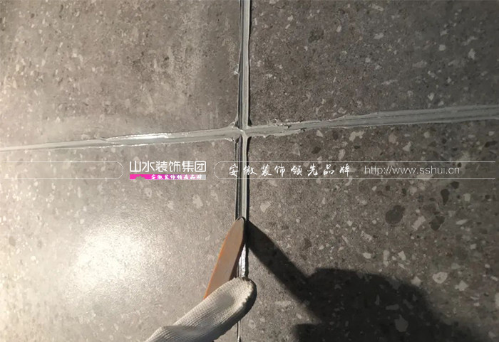 我勸你一(yī)定要做瓷磚美縫，否則後悔都來(lái)不及
