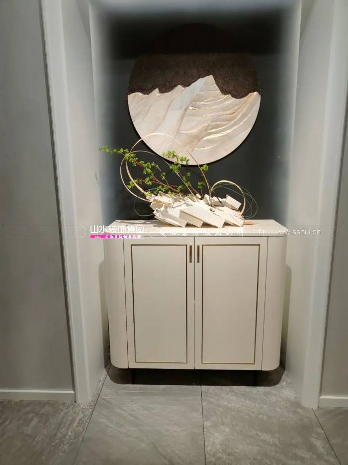 過道櫃子(zǐ)應該怎麼設計更好(hǎo)(hǎo)