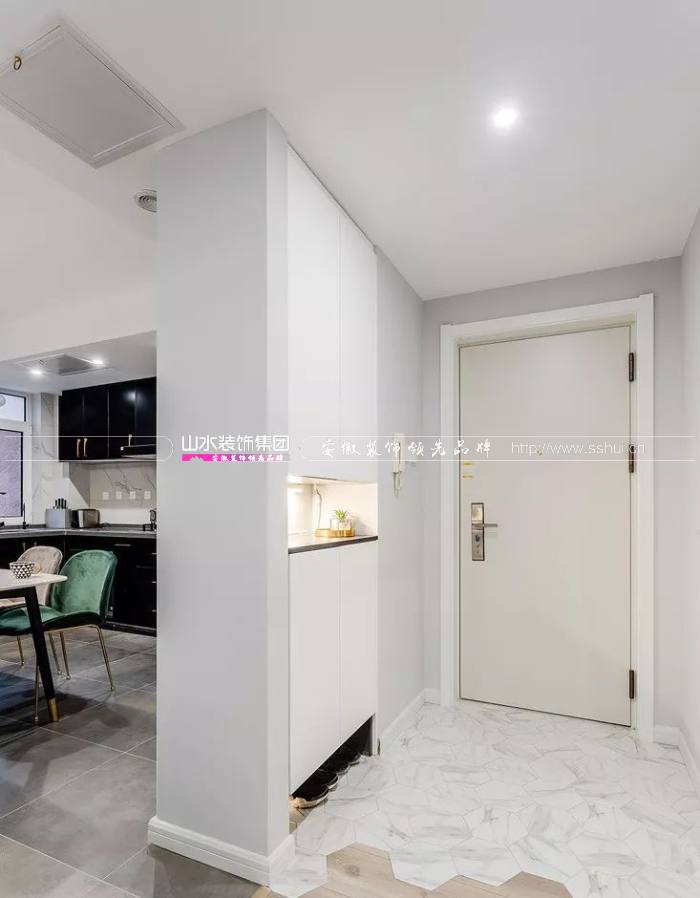 讓人(rén)崩潰的無玄關(guān)戶型，用這(zhè)幾種方法還能(néng)救回來(lái)!