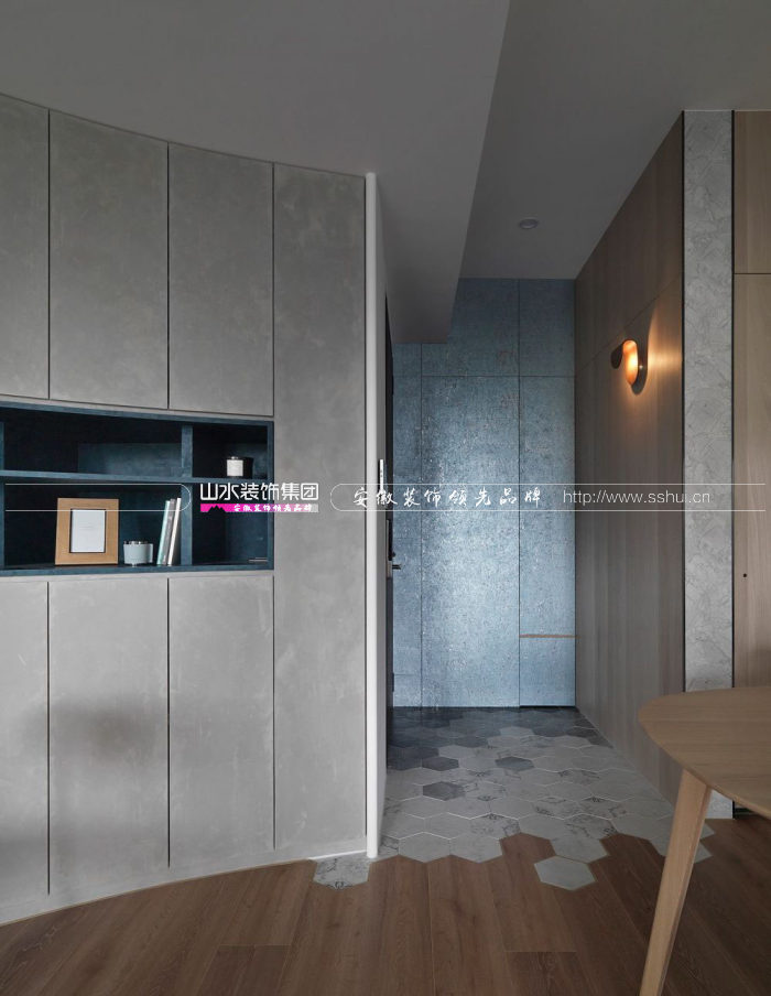 玄關(guān)地面選什(shén)麼地磚更适合?這(zhè)幾種地磚可以放(fàng)心選